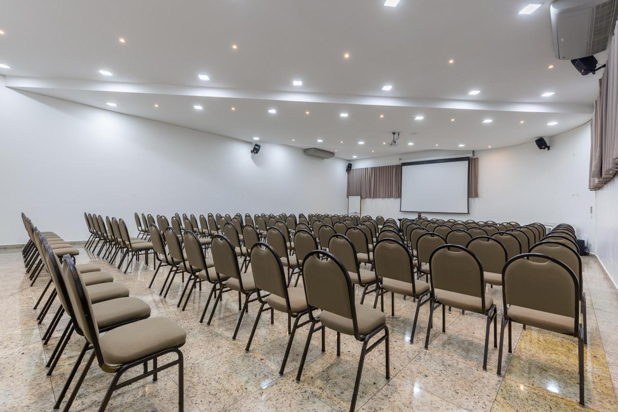 Nohotel Premium Американа Экстерьер фото